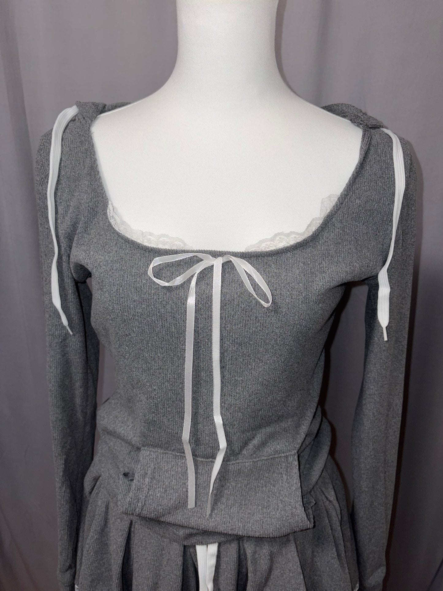 フード付きトップス+ショートスカートセットアップ/cm0237