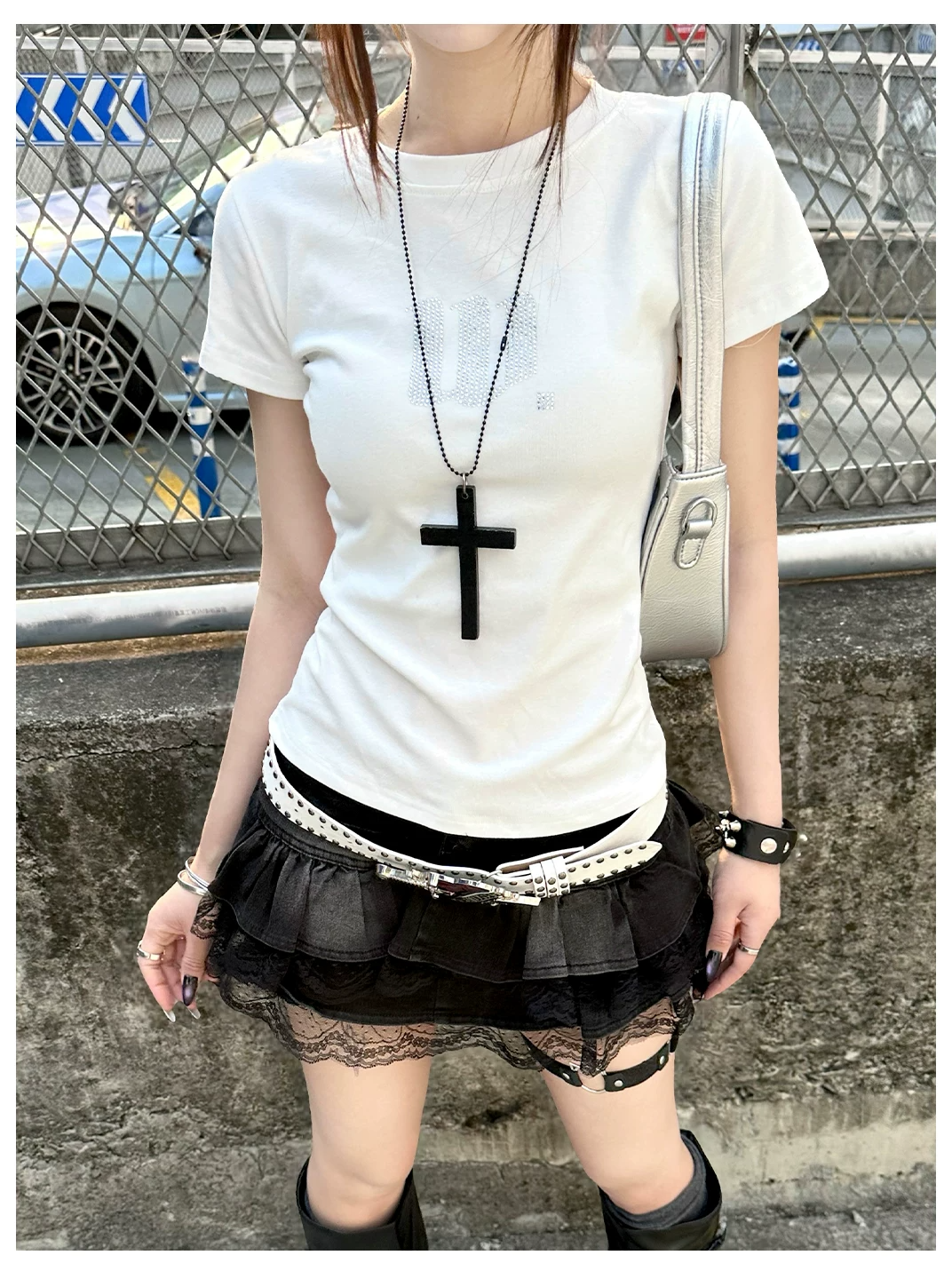 4color/ラインストーンロゴバックウィング半袖Tシャツ/cm0262