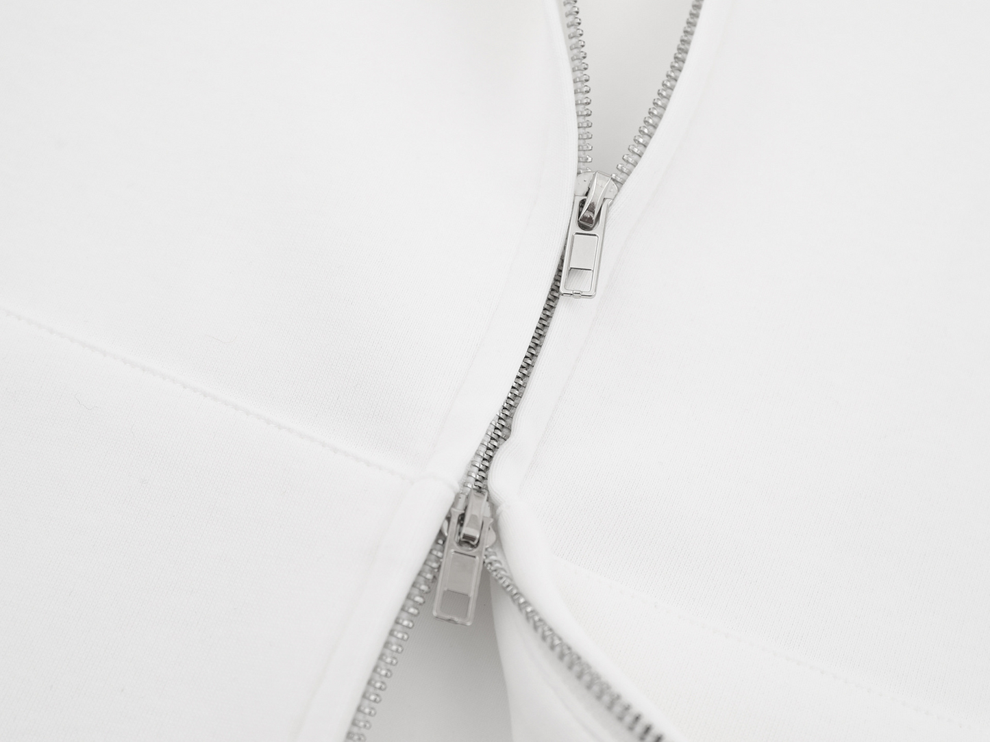 ファー付きイラストプリントパーカー/cm0022