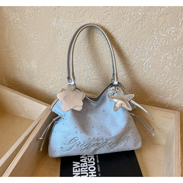 3color/ペンダント付き星柄刺繍ショルダーバッグ/cm0286