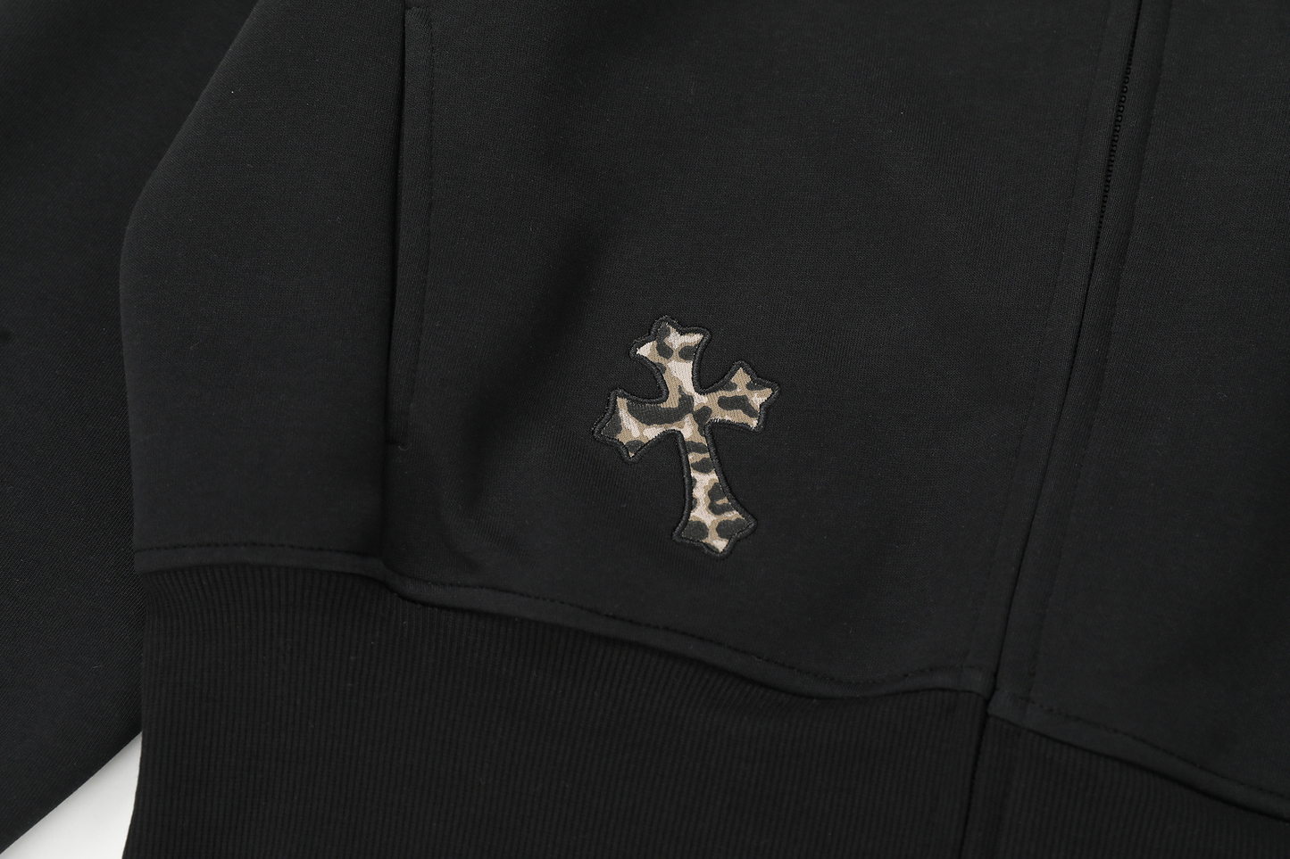 クロスレオパード柄ジップアップパーカー/2color/cm0080