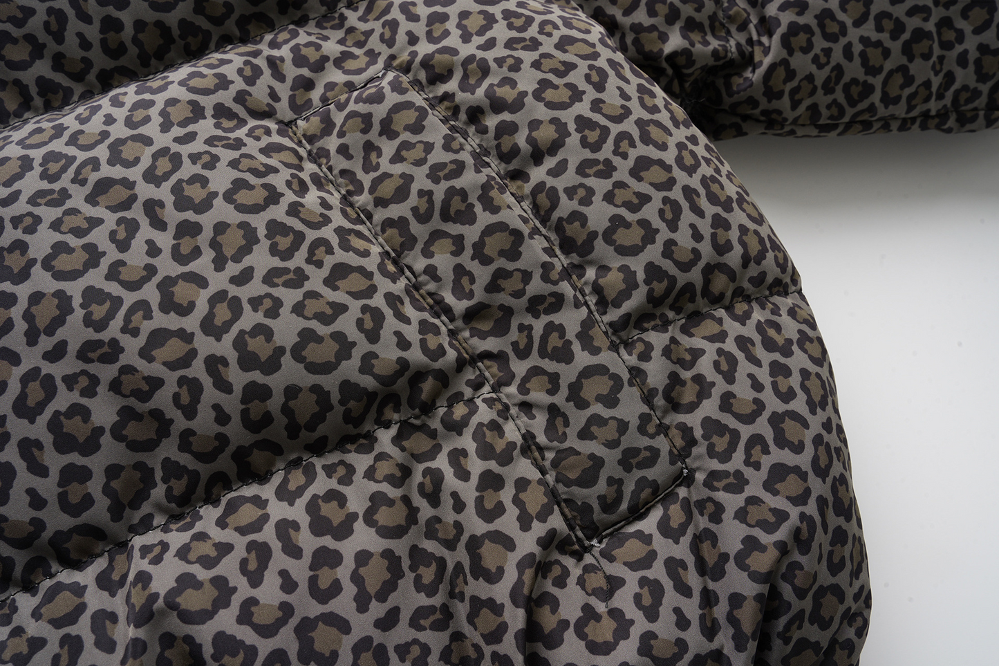レオパードプリントパターンルーズパファージャケットcm0136