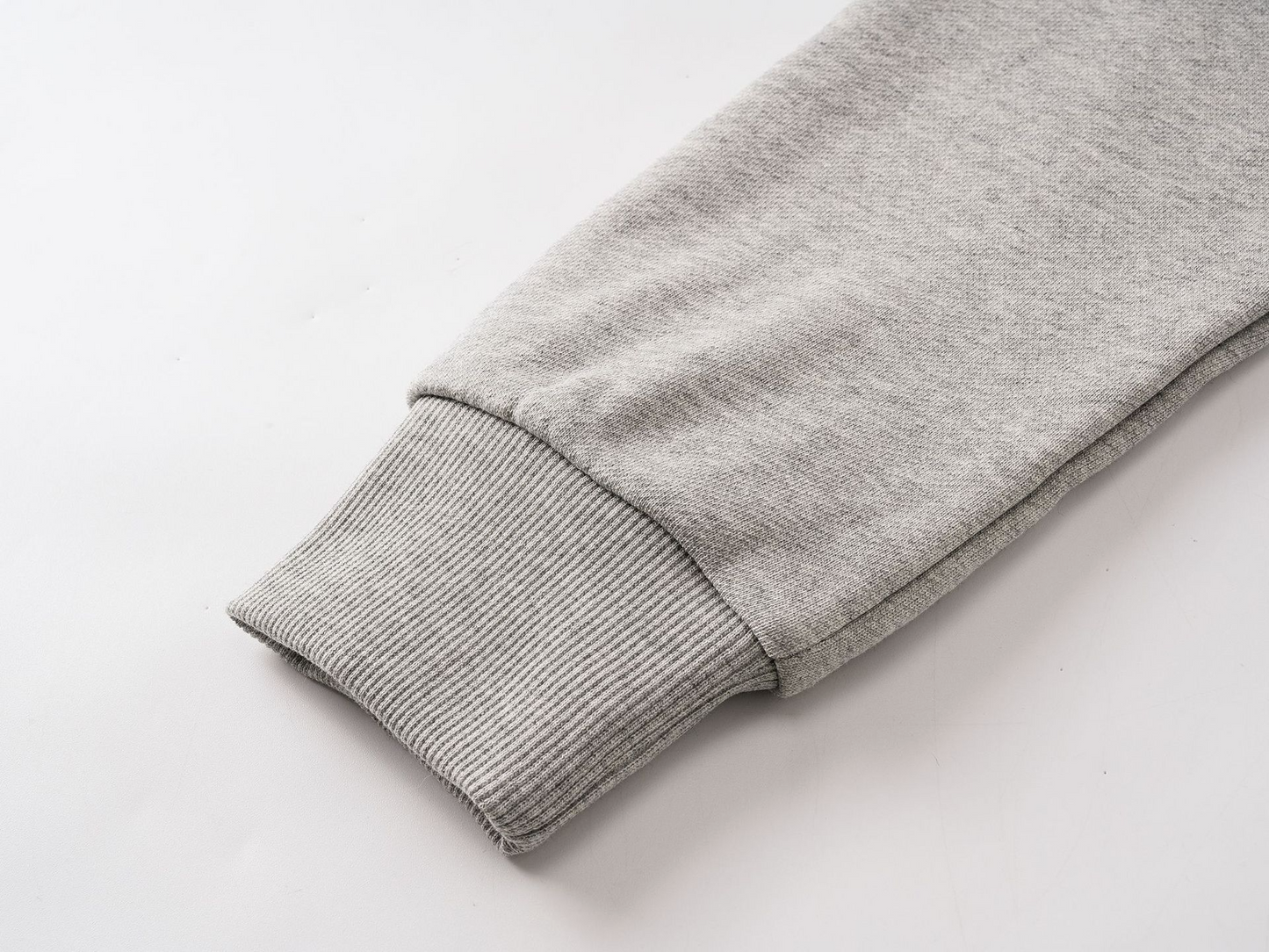 取り外しファー付きプリントジップアップスウェット/2color/cm0051