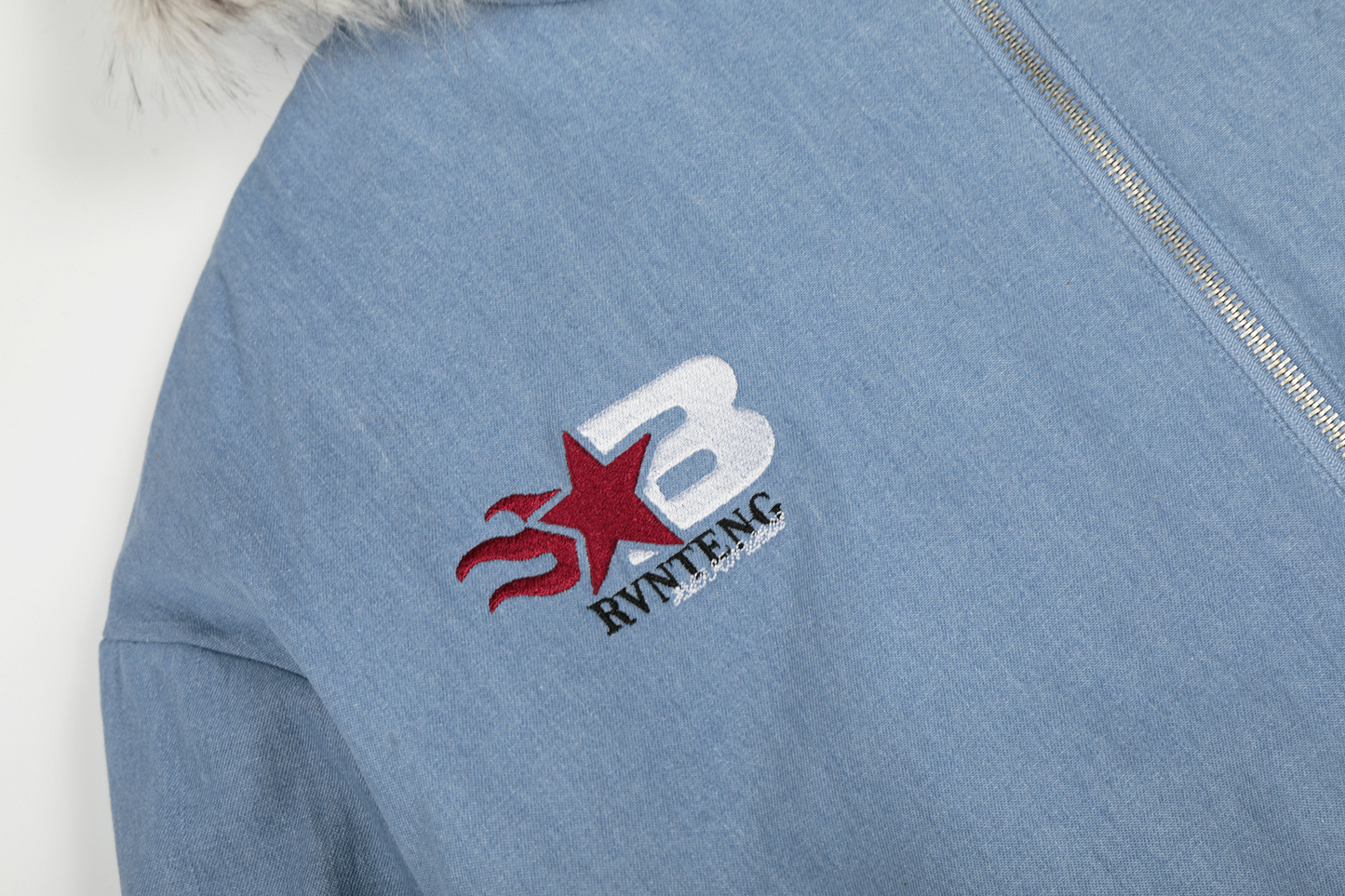 ファーディテールナンバーロゴジャケット/cm0075