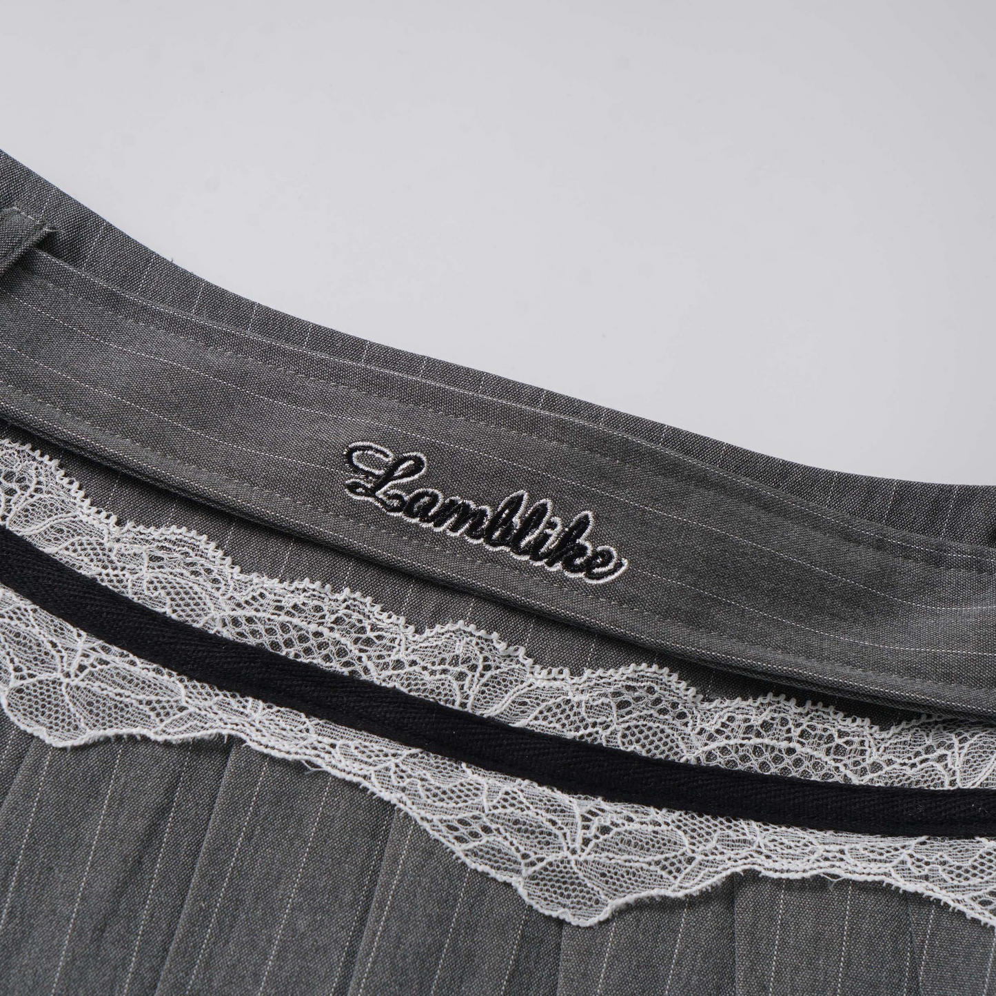 ベルトデザインレースディテールステッチワンポイントロゴミニスカート/cm0121