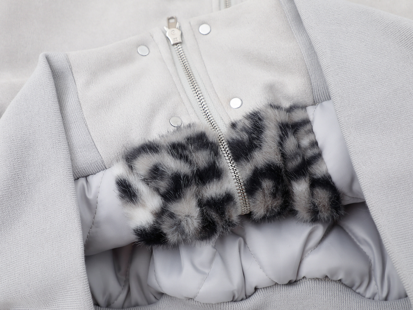 クロスデザインフェイクファーフードジャケットcm0004