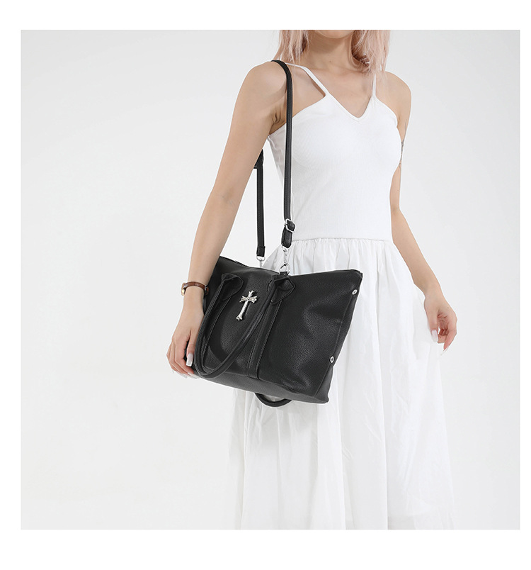 クロスアクセサリー付き2wayショルダーバッグ/6color/cm0110