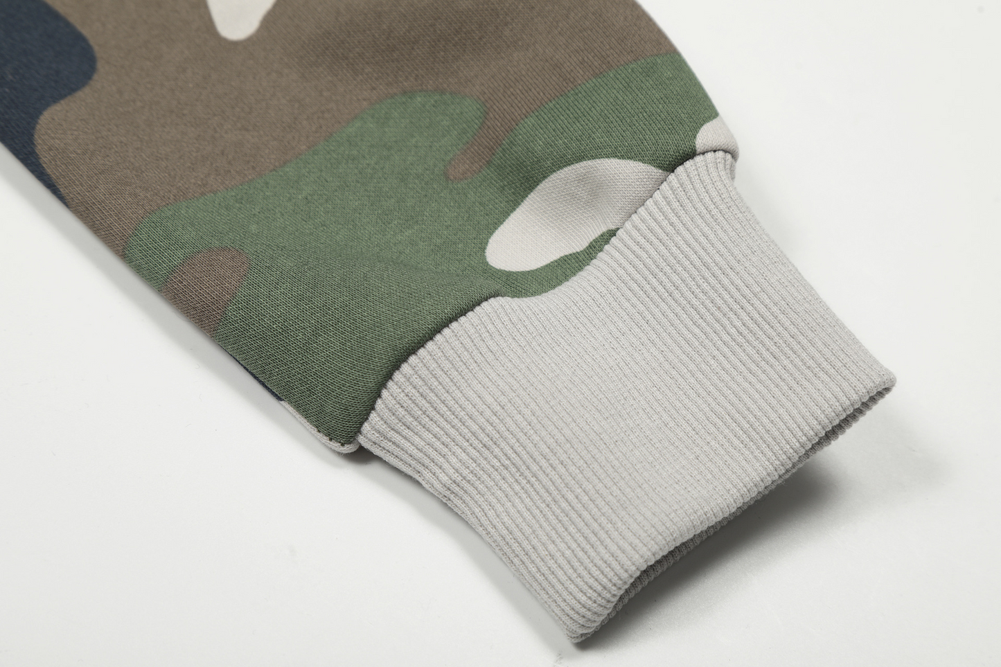 カモフラージュフード付きスウェットパーカー/cm0131