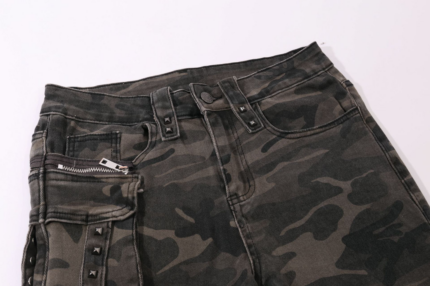 カモフラ柄ダメージデニムパンツ/cm0094