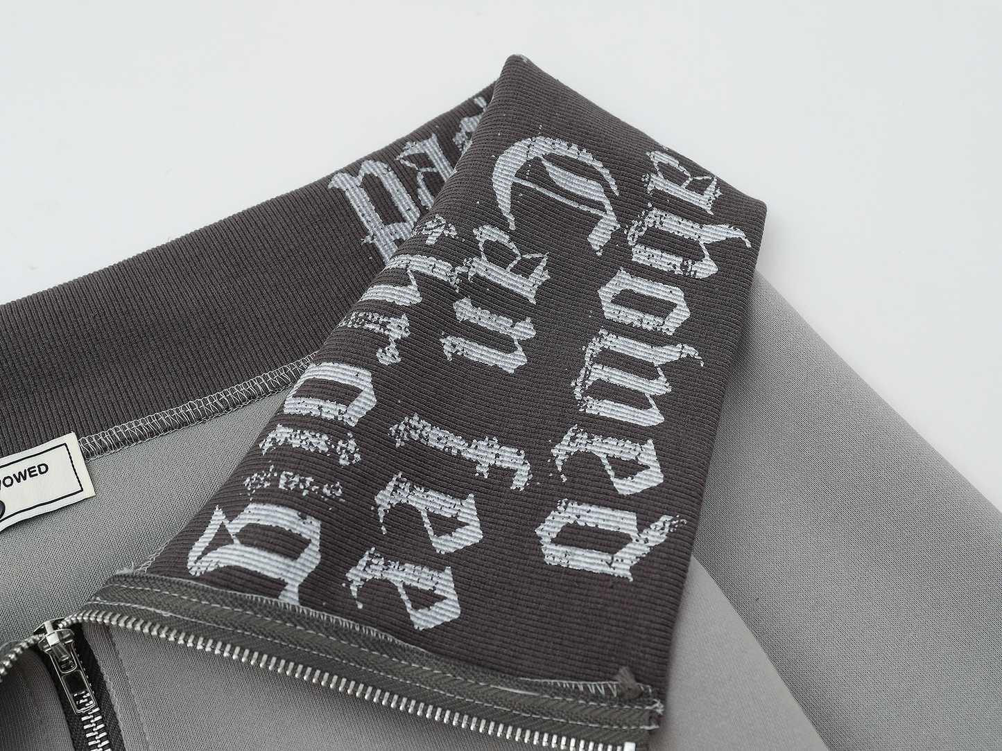 クロスプリントオフショルダージップアップスウェット/cm0047