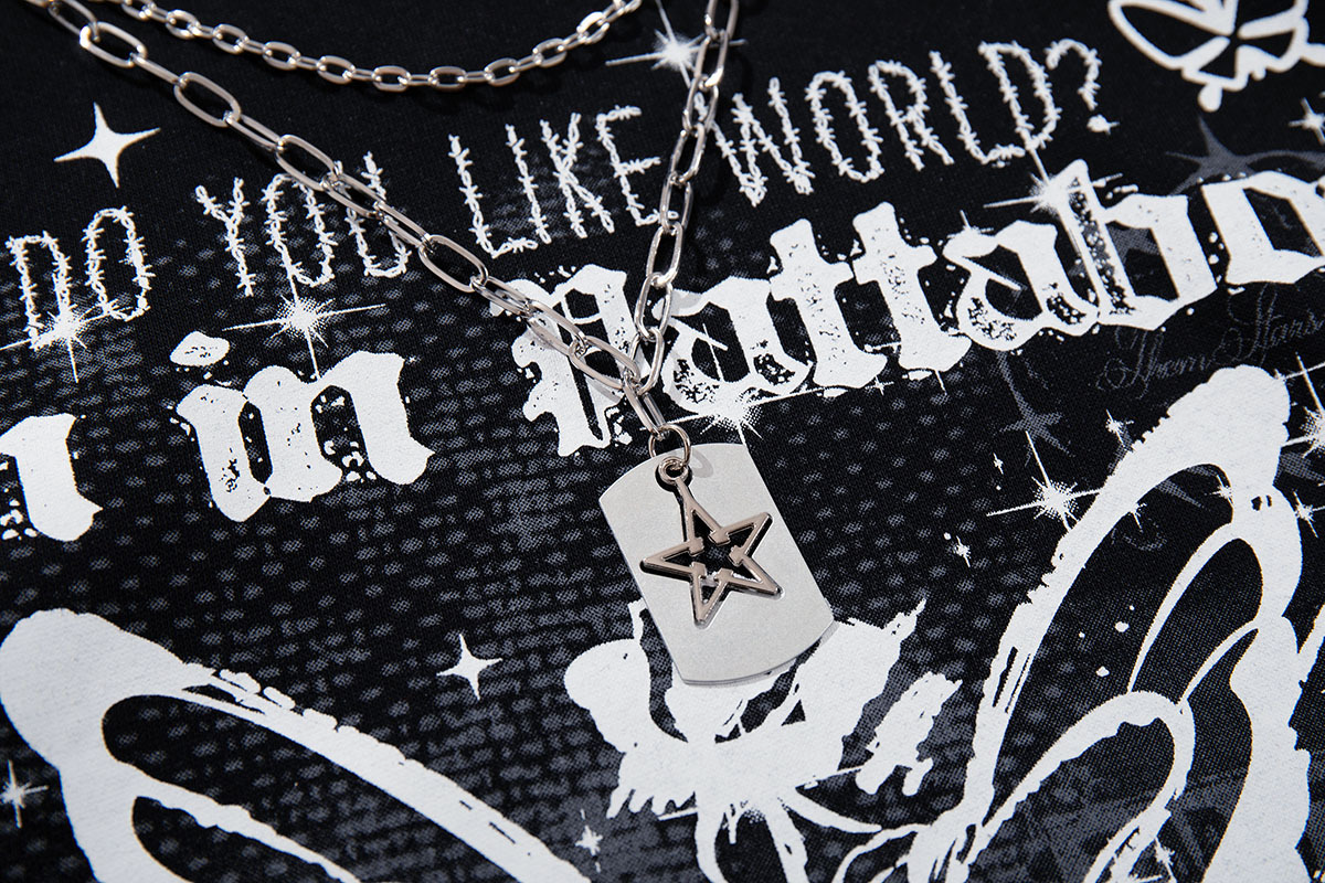 チェーンアクセ付きバタフライプリントパーカー/2color/cm0151